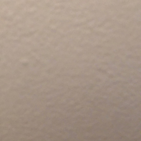 Meet your Posher, Alexandra - Picture 1 of 1